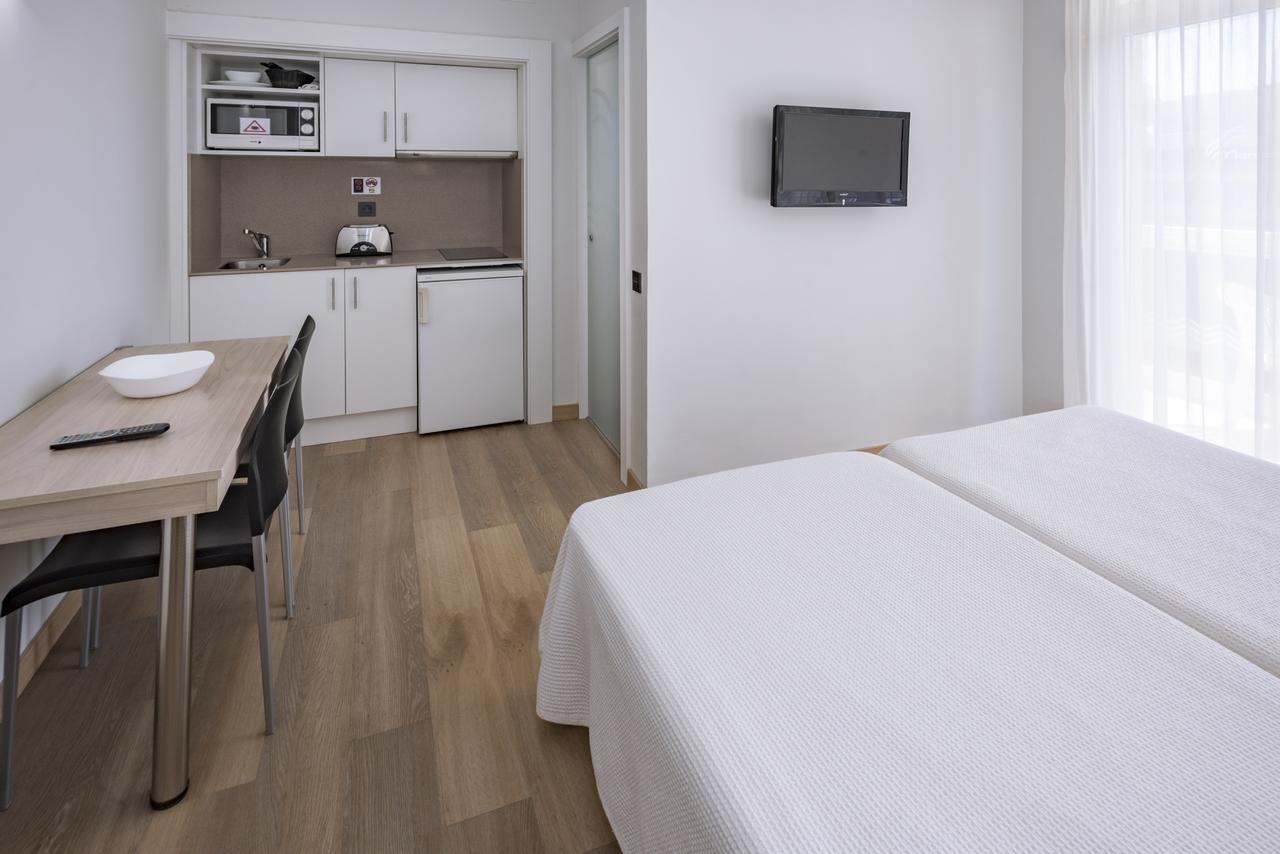 Aparthotel Marinada Salou Exteriör bild